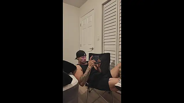 Alejandrosolerxxx online show from 3, 3, 2026