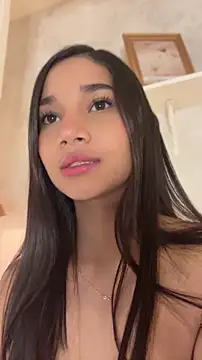 AlessiaVallmont online show from 11, 4, 2026