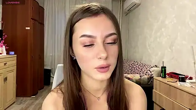 StephaniCute online show from 21, 6, 2026
