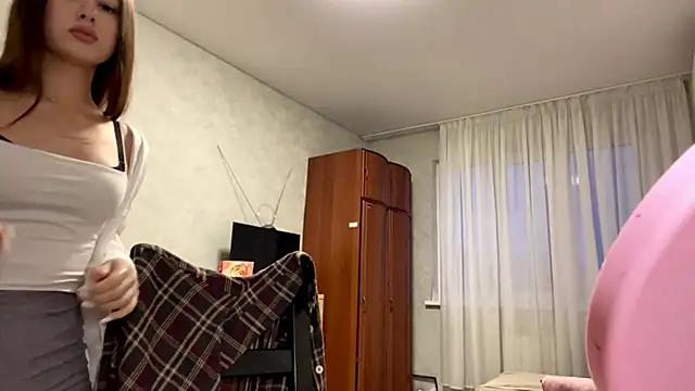 StephaniCute online show from 23, 4, 2026