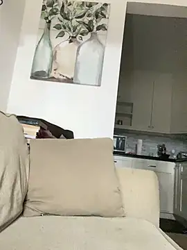 Escalante23 online show from 12, 10, 2025