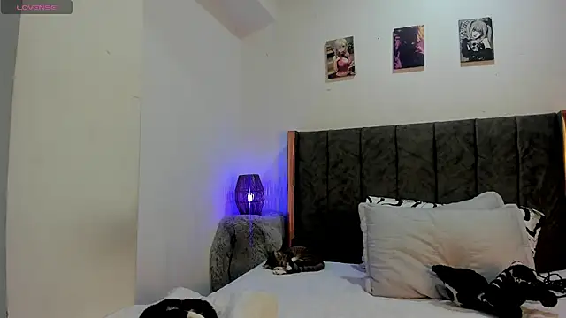 Snapshot of Helldy_666 chatting on 18, 7, 2026 Helldy 666 online show from 18, 7, 2026