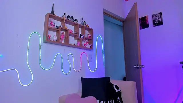 Helldy 666 online show from 2, 4, 2026