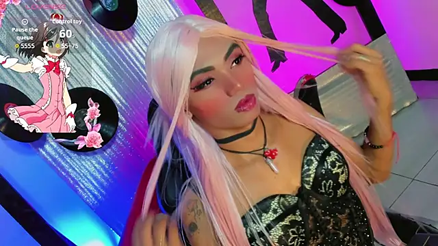 Snapshot of suzume_Mendez chatting on 28, 5, 2026 suzume Mendez online show from 28, 5, 2026
