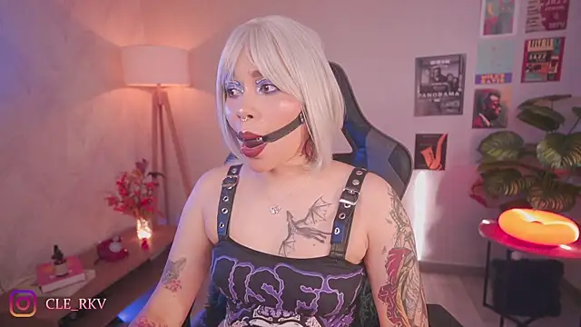 violette clerk1  online show from 1, 6, 2026