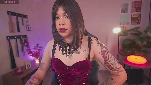 Snapshot of violette_clerk1_ chatting on 2, 7, 2026 violette clerk1 online show from 2, 7, 2026