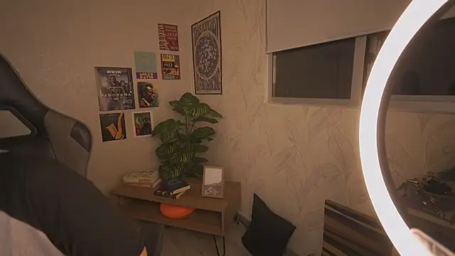 violette clerk1  online show from 20, 2, 2026