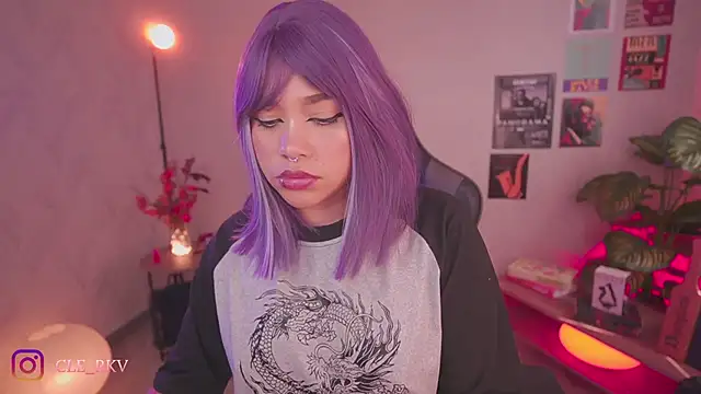 violette clerk1  online show from 14, 4, 2026