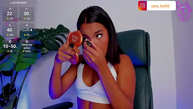 zara leee online show from 4, 4, 2026