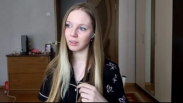 VictoriaDeese online show from 22, 2, 2026