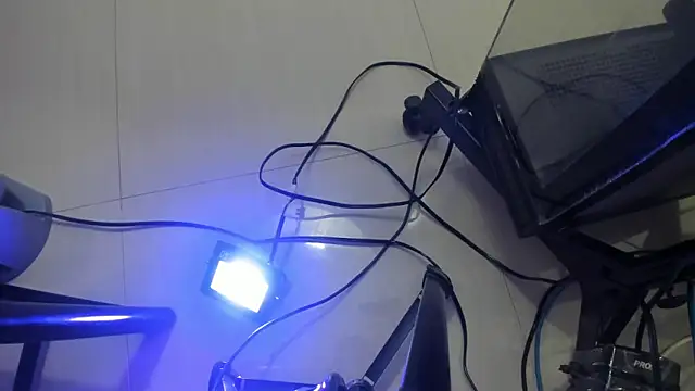 Mia Bailey  online show from 16, 4, 2026