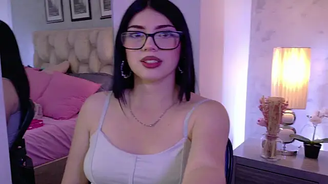 IsabellaRossi online show from 11, 6, 2026