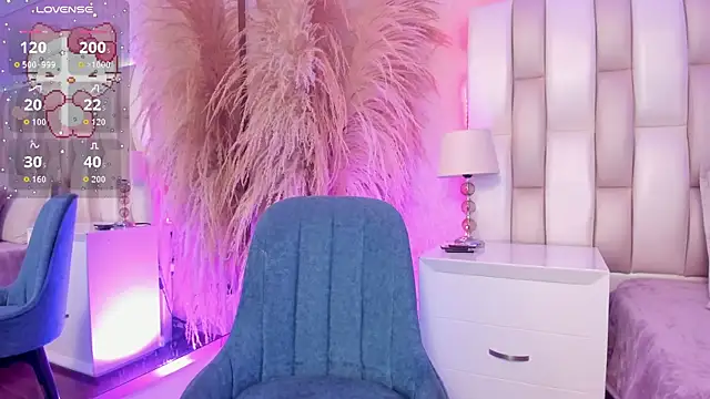 Bella  Peach online show from 16, 5, 2026