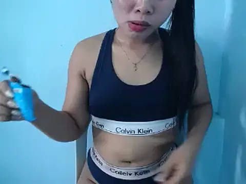 Creamy Pussy21xx online show from 2, 4, 2026