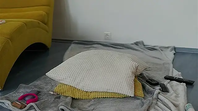 SiennaSyn online show from 5, 3, 2026