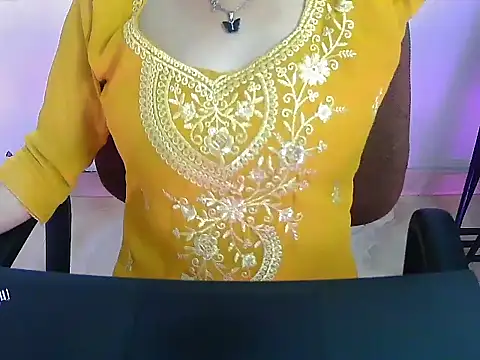 Snapshot of Hotsurbhi chatting on 10, 3, 2026 Hotsurbhi online show from 10, 3, 2026