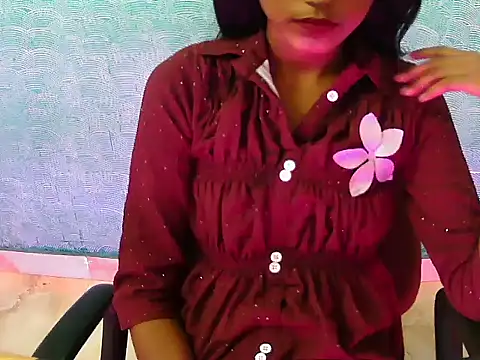 Snapshot of Hotsurbhi chatting on 12, 4, 2026 Hotsurbhi online show from 12, 4, 2026