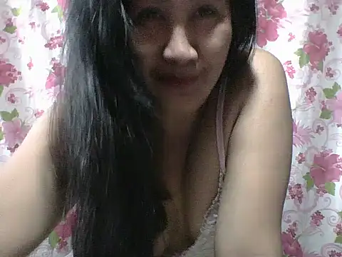 Sh1nbae22 online show from 25, 2, 2026