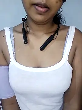 ASHANYA JAYASOORIYA online show from 26, 2, 2026