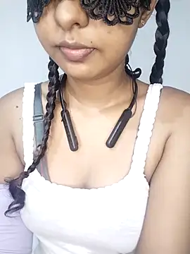 Snapshot of ASHANYA_JAYASOORIYA chatting on 5, 5, 2026 ASHANYA JAYASOORIYA online show from 5, 5, 2026