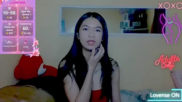Snapshot of Luna_Moonfang chatting on 25, 6, 2026 Luna Moonfang online show from 25, 6, 2026
