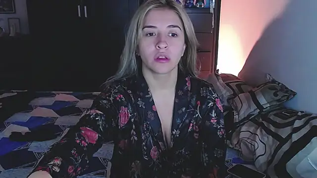 saradiazxxx online show from 24, 2, 2026