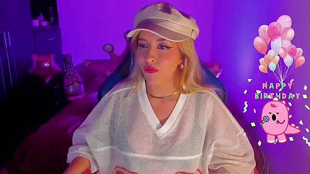 Snapshot of saradiazxxx chatting on 7, 5, 2026 saradiazxxx online show from 7, 5, 2026