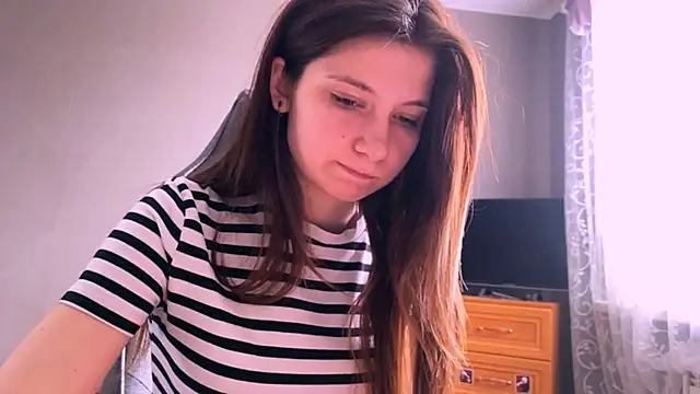 LunnaBliss online show from 24, 4, 2026