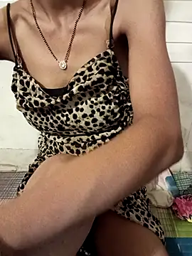 Snapshot of slim_figure08 chatting on 27, 4, 2026 slim figure08 online show from 27, 4, 2026