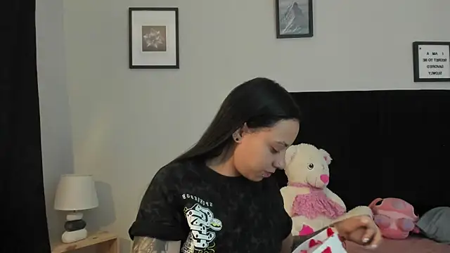 sabbrand0111 online show from 27, 2, 2026