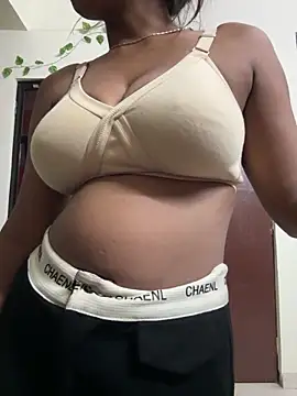 meenu cuties online show from 30, 4, 2026