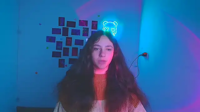 KissMeJulia online show from 22, 3, 2026