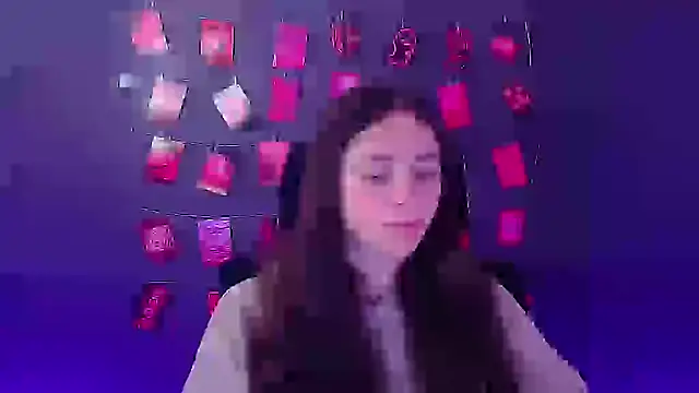 KissMeJulia online show from 18, 3, 2026