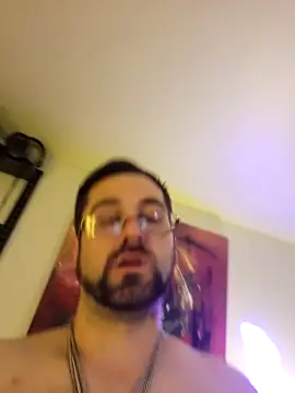 Snapshot of LargeLith chatting on 29, 4, 2026 LargeLith online show from 29, 4, 2026