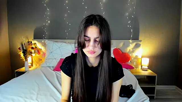 Adele Lanea online show from 22, 4, 2026