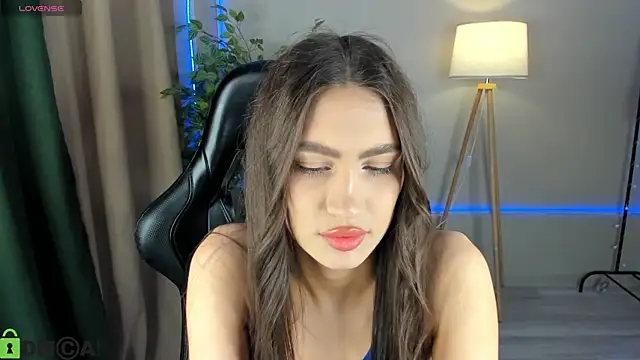 Adele Lanea online show from 6, 3, 2026