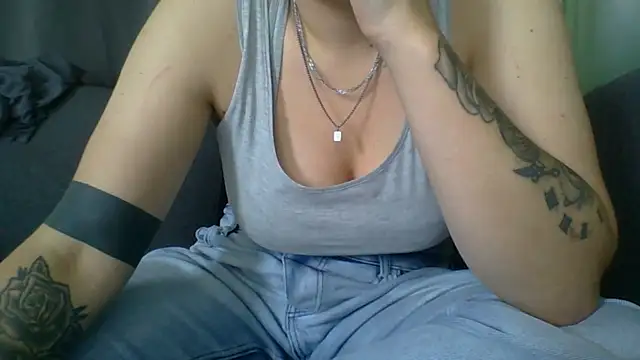 Snapshot of Geileboef28 chatting on 27, 7, 2026 Geileboef28 online show from 27, 7, 2026