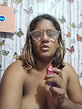 Snapshot of indianstrawberrylips4u chatting on 21, 7, 2026 indianstrawberrylips4u online show from 21, 7, 2026