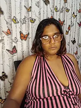 Snapshot of indianstrawberrylips4u chatting on 26, 5, 2026 indianstrawberrylips4u online show from 26, 5, 2026