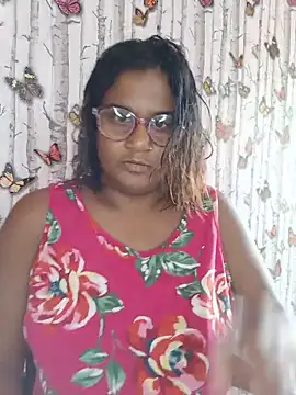Snapshot of indianstrawberrylips4u chatting on 24, 5, 2026 indianstrawberrylips4u online show from 24, 5, 2026