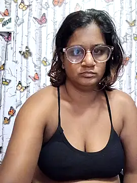 Snapshot of indianstrawberrylips4u chatting on 3, 5, 2026 indianstrawberrylips4u online show from 3, 5, 2026