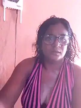 indianstrawberrylips4u online show from 25, 2, 2026