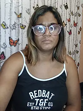 Snapshot of indianstrawberrylips4u chatting on 19, 7, 2026 indianstrawberrylips4u online show from 19, 7, 2026