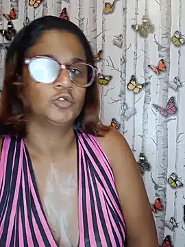 Snapshot of indianstrawberrylips4u chatting on 23, 5, 2026 indianstrawberrylips4u online show from 23, 5, 2026