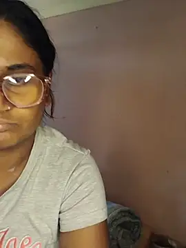Snapshot of indianstrawberrylips4u chatting on 28, 6, 2026 indianstrawberrylips4u online show from 28, 6, 2026