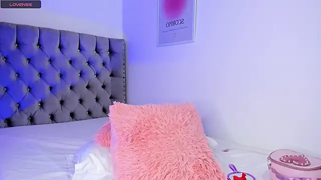 eva cutee  online show from 7, 3, 2026