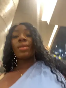 ZarahFerreira online show from 21, 4, 2026