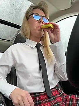 LisaMurr online show from 22, 2, 2026