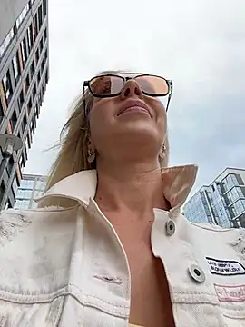 LisaMurr online show from 16, 6, 2026