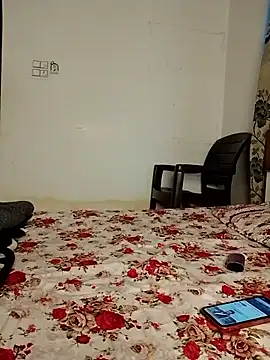 cute girl 29 online show from 23, 3, 2026